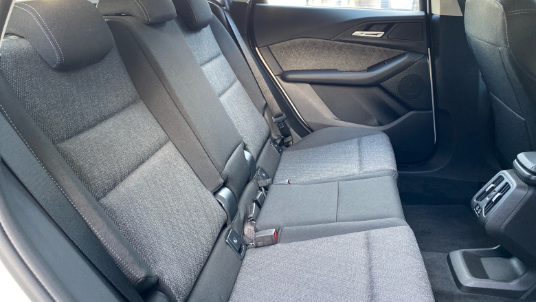 BMW 2 Series 220i MHT Sport 5dr DCT Petrol Hatchback